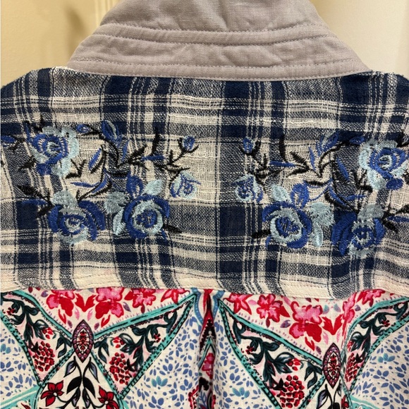 John Mark Floral Embroidered High Neck Collar Navy Plaid Button Down Shirt - Picture 5 of 12